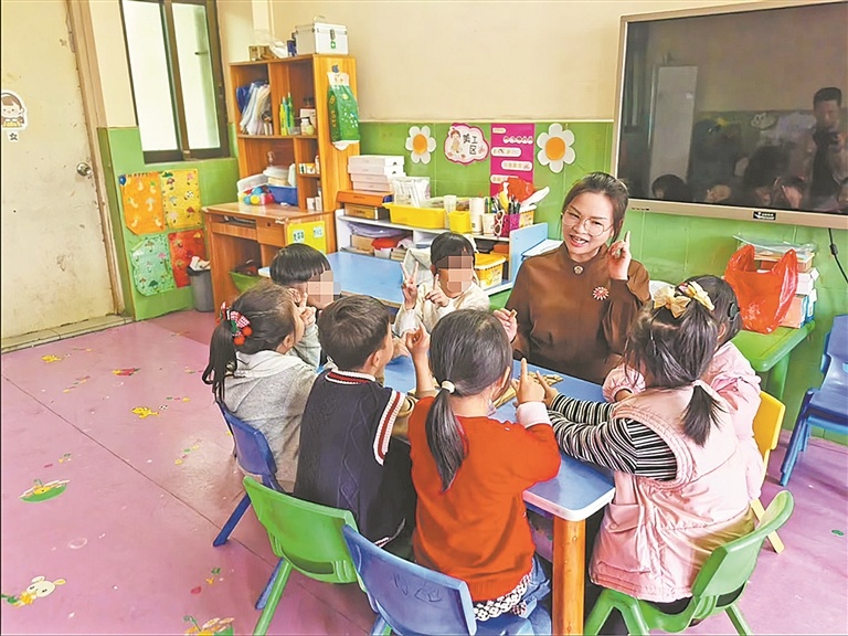 ���й����ˡ��ı��壺21���ػ�ǧ���������ͯ�ɳ�